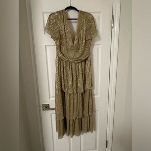 Lulus gold evening gown